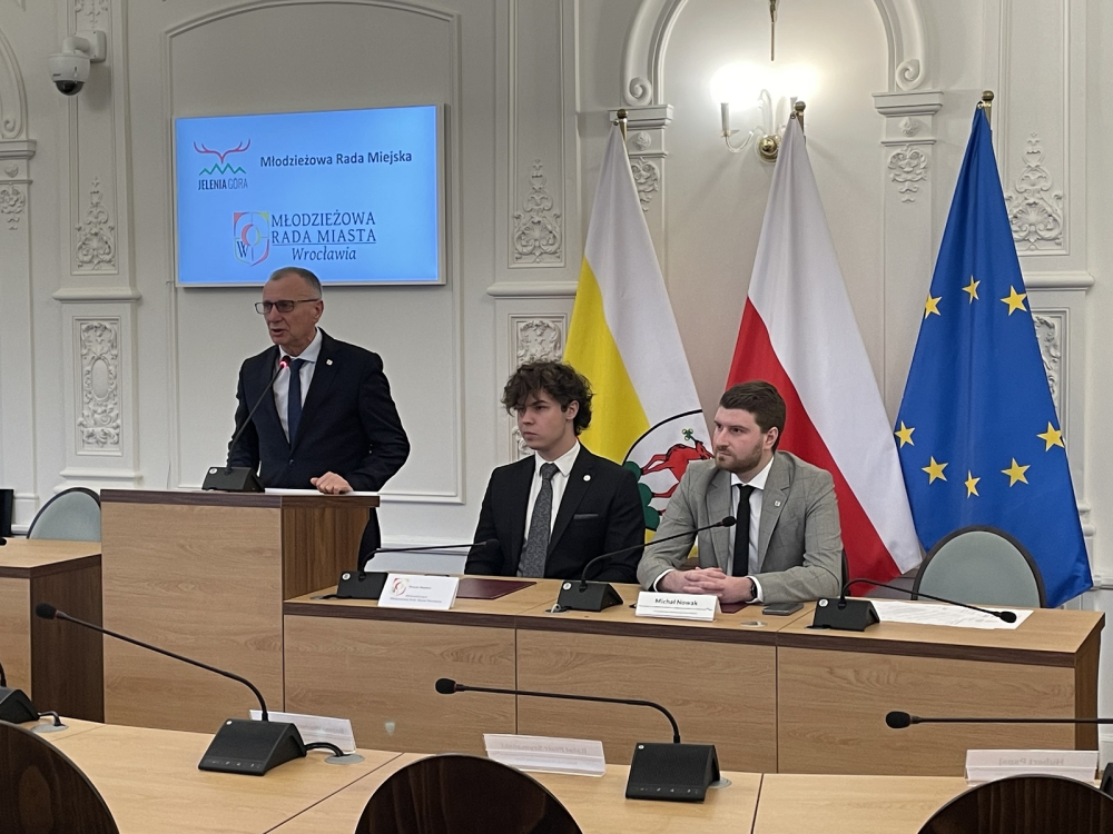 Młodzi radni z Jeleniej Góry i Wrocławia zacieśniają współpracę - fot. Jakub Thauer