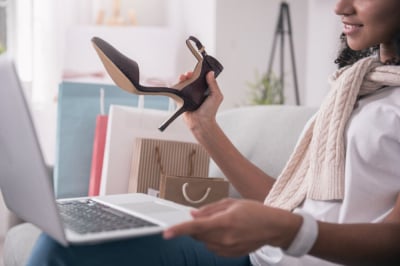 Dlaczego warto kupić obuwie przez Internet?