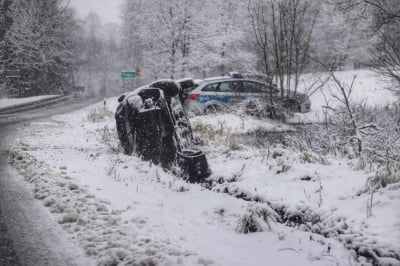 Trudne warunki na drogach w regionie