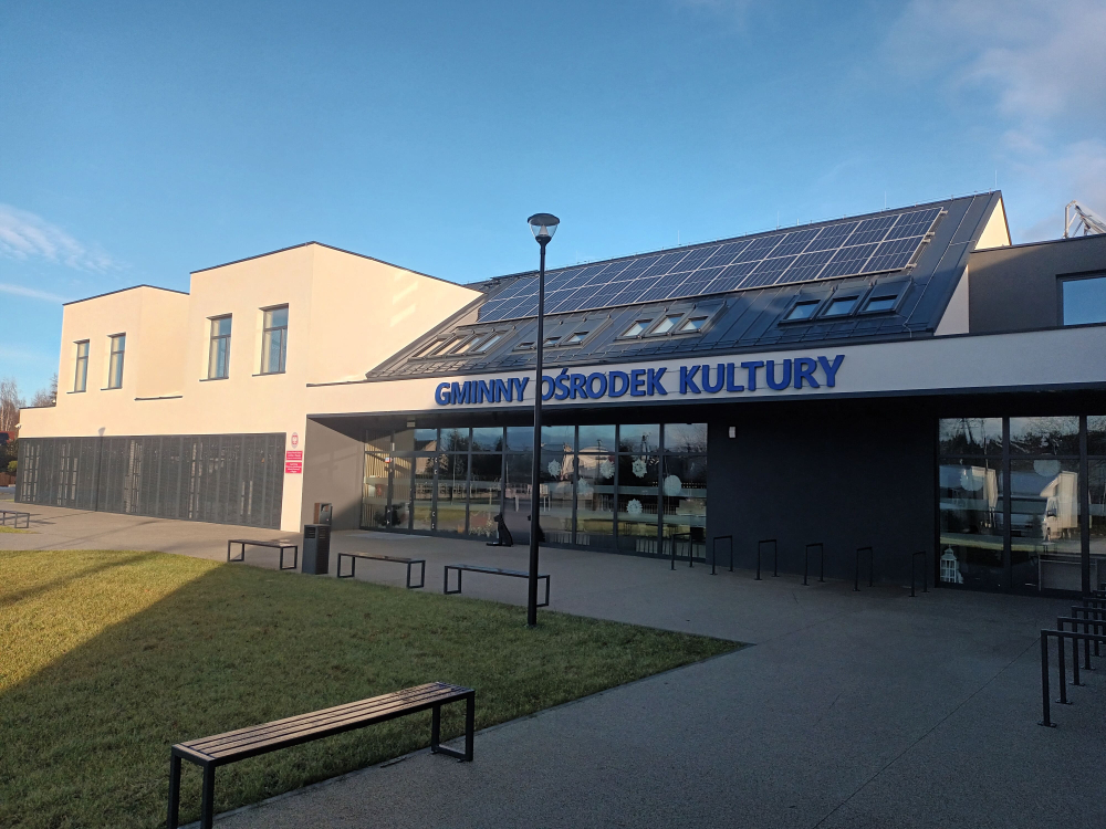 Nowy ośrodek kultury w Długołęce gotowy, start już za kilka dni - fot. Ewa Zając