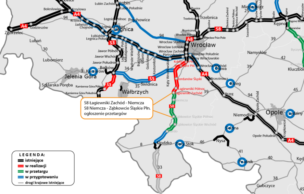 Są kolejne dwa przetargi na projekt i budowę S8 - fot. GDDKiA