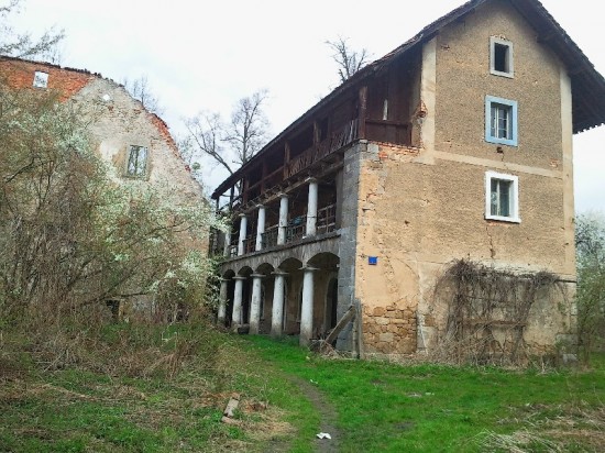 XIII-wieczny zamek się wali (Zobacz) - 3