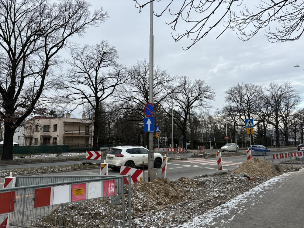 Światła zamiast zwykłej zebry, na Brücknera we Wrocławiu będzie bezpieczniej - fot. Mateusz Florczyk
