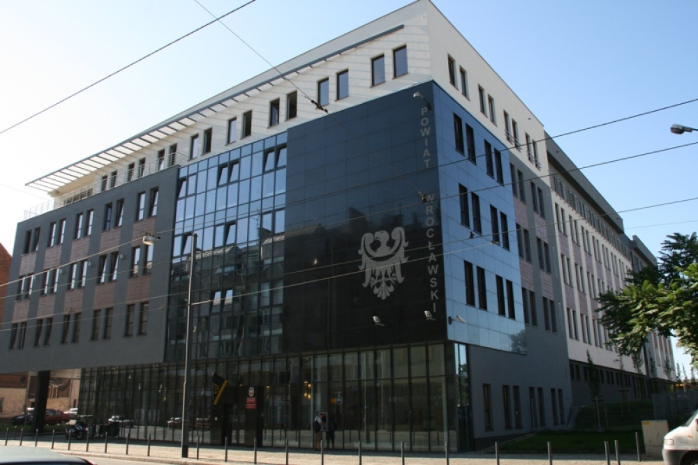 Powiat wrocławski nominowany w konkursie "Zdrowy Samorząd" - fot. powiatwroclawski.bip.net.pl
