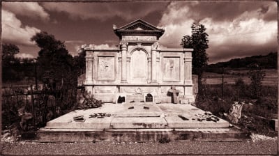 Cmentarzyska skarb&oacute;w. Dolnośląskie Tajemnice odkrywamy z Joanną Lamparską [FILM, odc. 187]