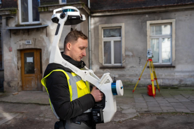 Robot przeskanował budynki na Przedmieściu Oławskim