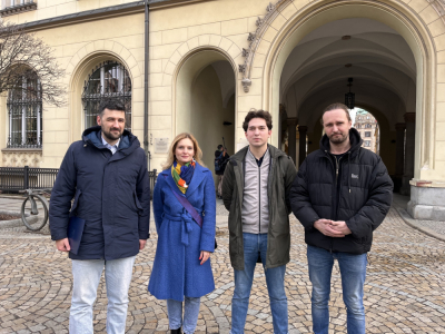 Afera w urzędzie? Magistrat zn&oacute;w na językach