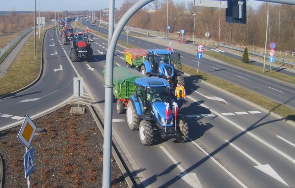 Rolnicy wyjechali na ulice Lubina - fot. Andrzej Andrzejewski