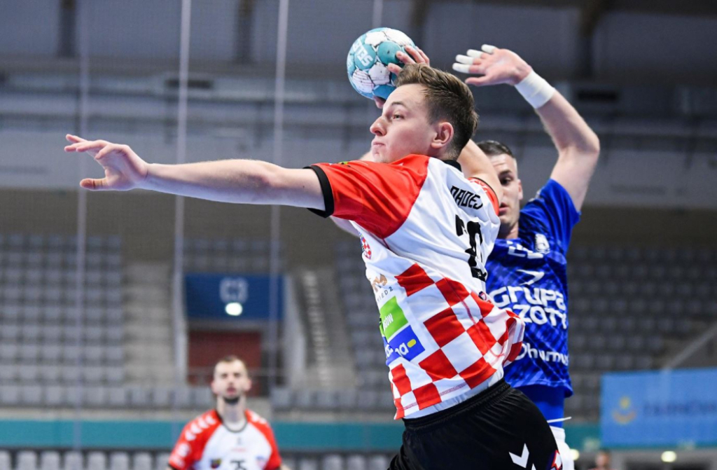 Emocje do samego końca. 3 punkty zostały w Głogowie - fot. chrobryhandball.pl