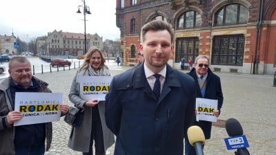 Rzecznik Kolei Dolnośląskich chce być prezydentem