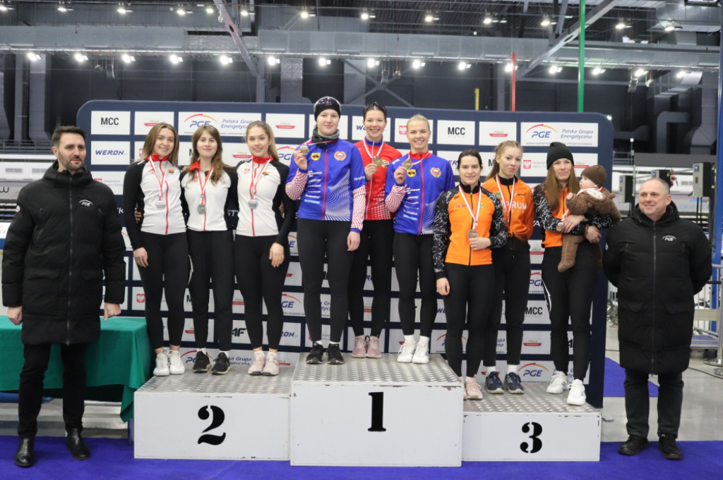 Brązowy medal łyżwiarek szybkich z Lubina - fot. mat. prasowe Polski Związek Łyżwiarstwa Szybkiego 