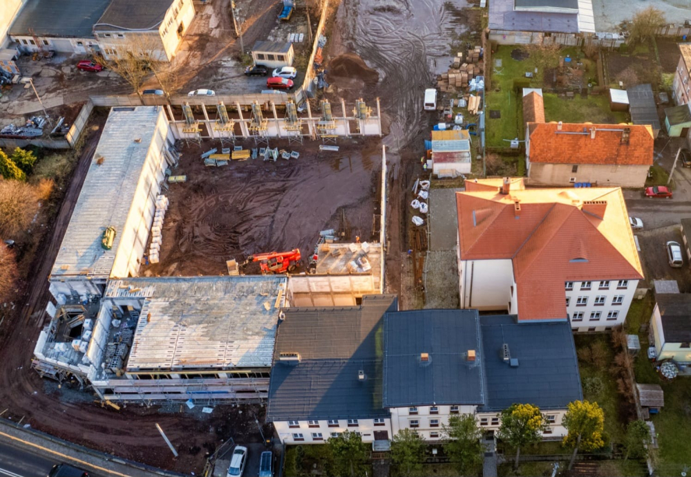 Trwa warta ponad 22 miliony złotych rozbudowa szkoły w Mieroszowie - fot. Tomasz Tracewski