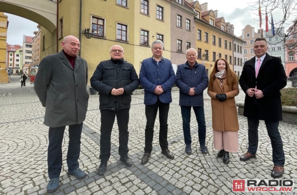 PiS odsłania karty i ogłasza nazwiska swoich kandydatów w wyborach samorządowych - Fot: Jakub Thauer