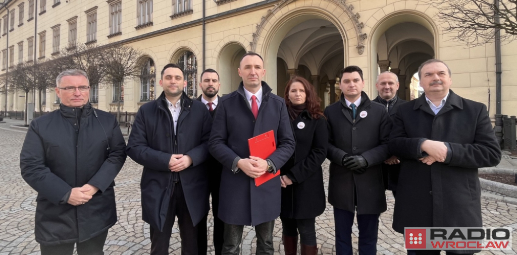 Kolejni kandydaci do startu w wyborach samorządowych. Tym razem z Konfederacji - Fot: Joanna Jaros