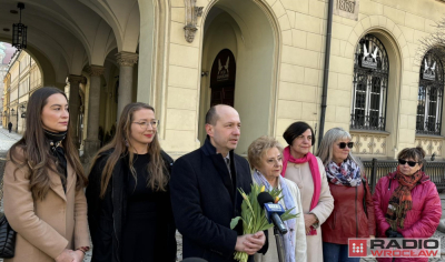 Łukasz Kasztelowicz stawia na kobiety