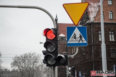 Kierowcy o zlikwidowanej zielonej strzałce na ul. Strzegomskiej: To był błąd