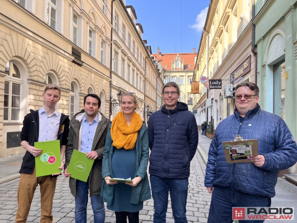 Zieloni chcą usprawnić transport publiczny we Wrocławiu i okolicach - fot. Joanna Jaros