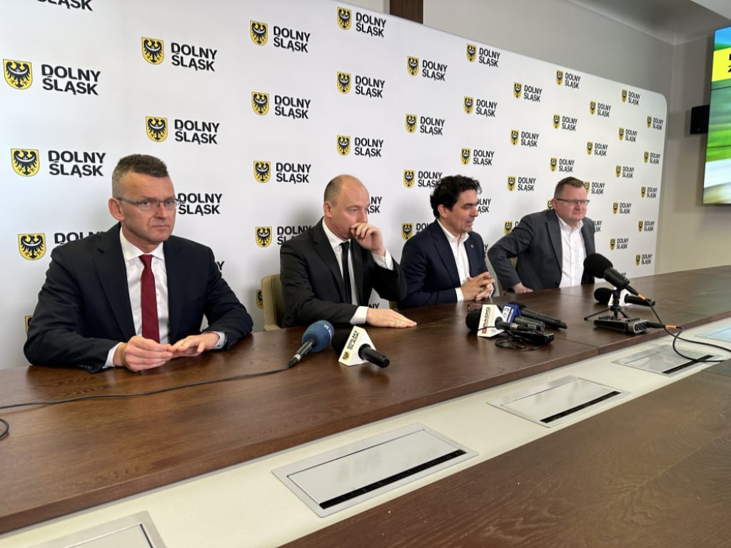 330 mln złotych dofinansowania dla Kolei Dolnośląskich - fot. Piotr Osowicz