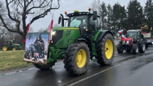 Rolnicy szykują dziesiątki protest&oacute;w w całym regionie. Mamy najnowszą listę jutrzejszych blokad