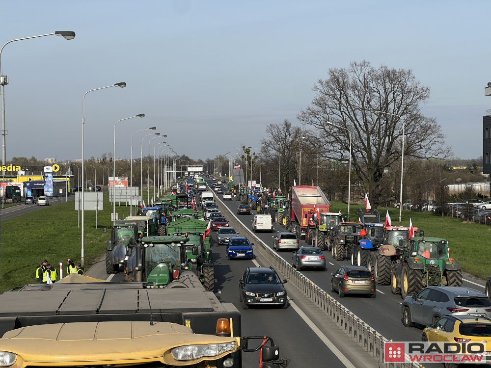 Środa z rolniczymi protestami w regionie [RELACJA] - fot. Aleksander Ogrodnik