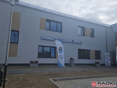 Pacjenci z Legnickiego Pola mają powód do zadowolenia, gminna przychodnia oficjalnie otwarta
