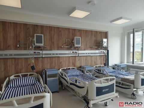 Oddział wewnętrzny w szpitalu w Złotoryi nie do poznania [ZOBACZ ZDJĘCIA] - 5