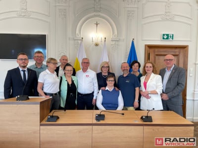 Koalicja Obywatelska w Jeleniej G&oacute;rze świętuje sukces