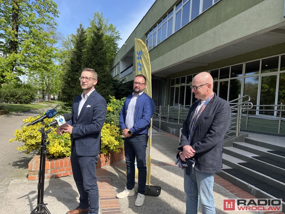 Marszałek Kamiński o debacie prezydenckiej w TVP Wrocław: "telewizja publiczna jest partnerem Jacka Sutryka w tych wyborach" - fot. Beata Makowska / Radio Wrocław