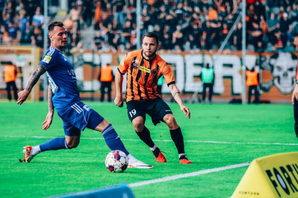 Pierwszoligowe derby na remis - fot. chrobry-glogow.pl