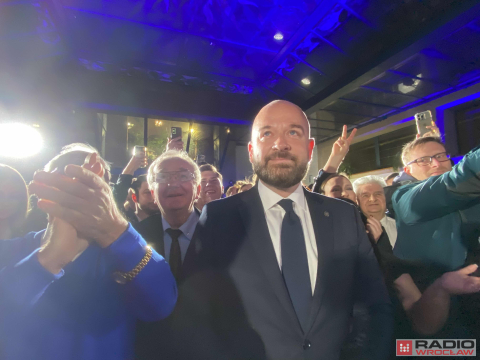 Sutryk, Łużniak, Moskal-Słaniewska na kolejną kadencję. Kupaj prezydentem Legnicy - 4