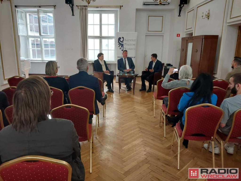 Wrocławianie mogli spotkać z przedstawicielami Wrocławskiego Korpusu Konsularnego - fot. RW