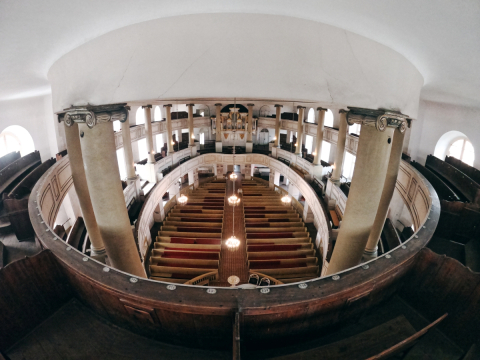 Kościół ewangelicki w Wałbrzychu po latach znów jest dostępny do zwiedzania - 0