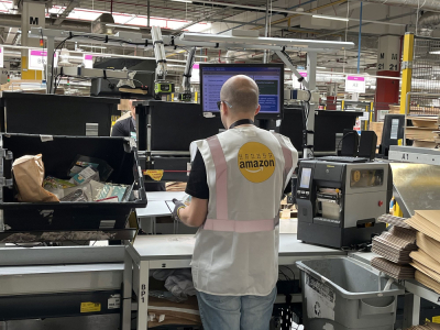 To trzeci taki przypadek na świecie. W hali mogą pracować niewidomi