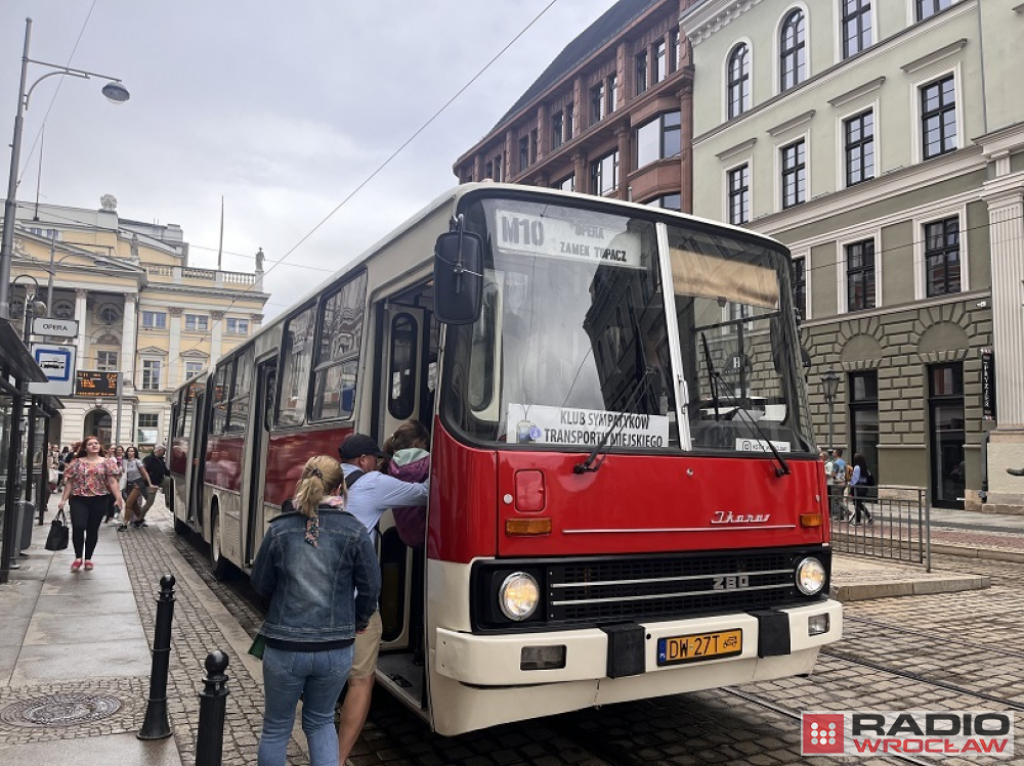 Do wrocławskich muzeów - zabytkowym taborem - Fot: Joanna Jaros