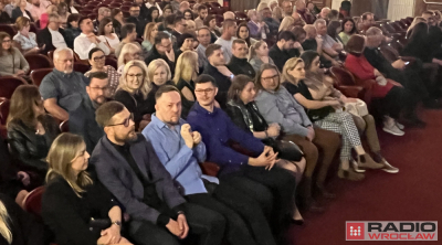 Dużo śmiechu w Sali Koncertowej Radia Wrocław. Za nami przedstawienie &bdquo;Ludzie inteligentni&rdquo;