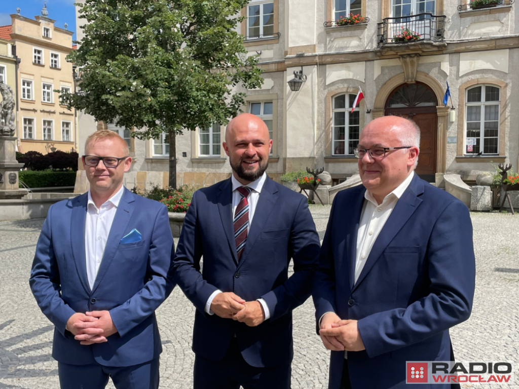 Mróz, Pogoda i kampania wyborcza w Jeleniej Górze - fot. Jakub Thauer