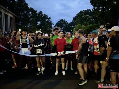 Pobiegliśmy z 10. Wrocław Nocnym Półmaratonem [ZDJĘCIA} - 2