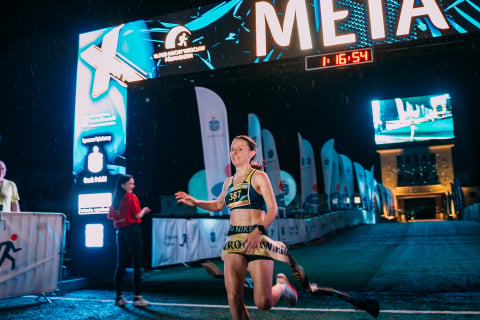 Pobiegliśmy z 10. Wrocław Nocnym Półmaratonem [ZDJĘCIA} - 19