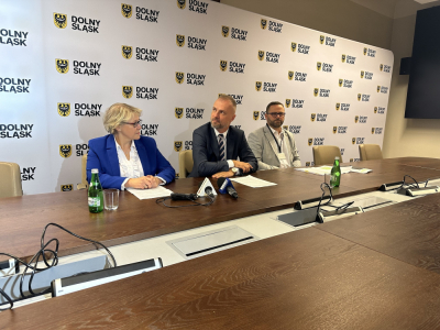 Po 10 tysięcy złotych dla zdolnych, ale wykluczonych uczni&oacute;w