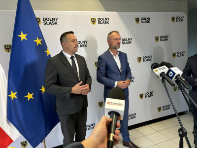 Przy sterach Opery Wrocławskiej NA RAZIE zostaje Tomasz Janczak