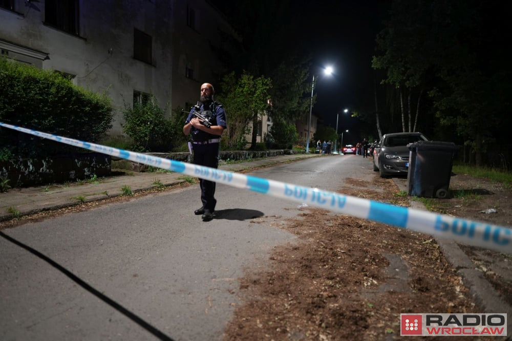 Policjant postrzelony w głowę przeszedł operację. Sprawca popełnił samobójstwo, a ofiara jest w ciężkim stanie - fot. Piotr Słowiński
