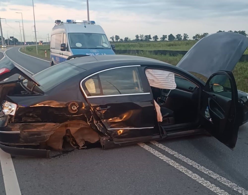 Kolizja na Wschodniej Obwodnicy Wrocławia - fot. OSP Długołęka