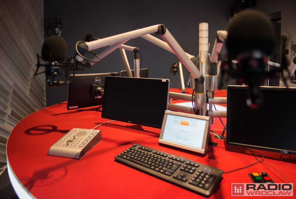 Polityczne potyczki o dorabianiu radnych w miejskich spółkach - fot. archiwum radiowroclaw.pl
