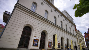MKiDN będzie wsp&oacute;łwłaścicielem Teatru Modrzejewskiej