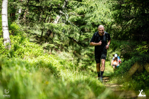 Pobiegli i wjechali na Okraj. XI Bieg alpejski i uphill MTB w Kowarach - 13
