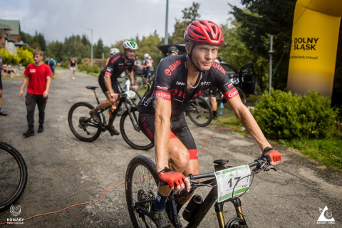 Pobiegli i wjechali na Okraj. XI Bieg alpejski i uphill MTB w Kowarach - 3