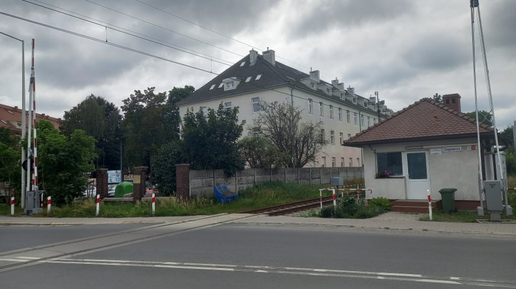 Pociąg zamiast auta? Będzie nowa stacja kolejowa w Legnicy - fot. Andrzej Andrzejewski 