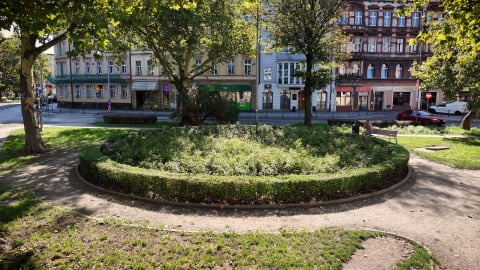 Jak wygląda miejsce legendarnej "Libacji na skwerku"? Po 14 latach odnaleźliśmy skwer w centrum Wrocławia...  - 7