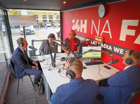 Wieczór z Dolnego Śląska: Trzech prezydentów na trzech antenach  - 1