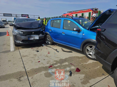 Cztery samochody zderzyły się na A4